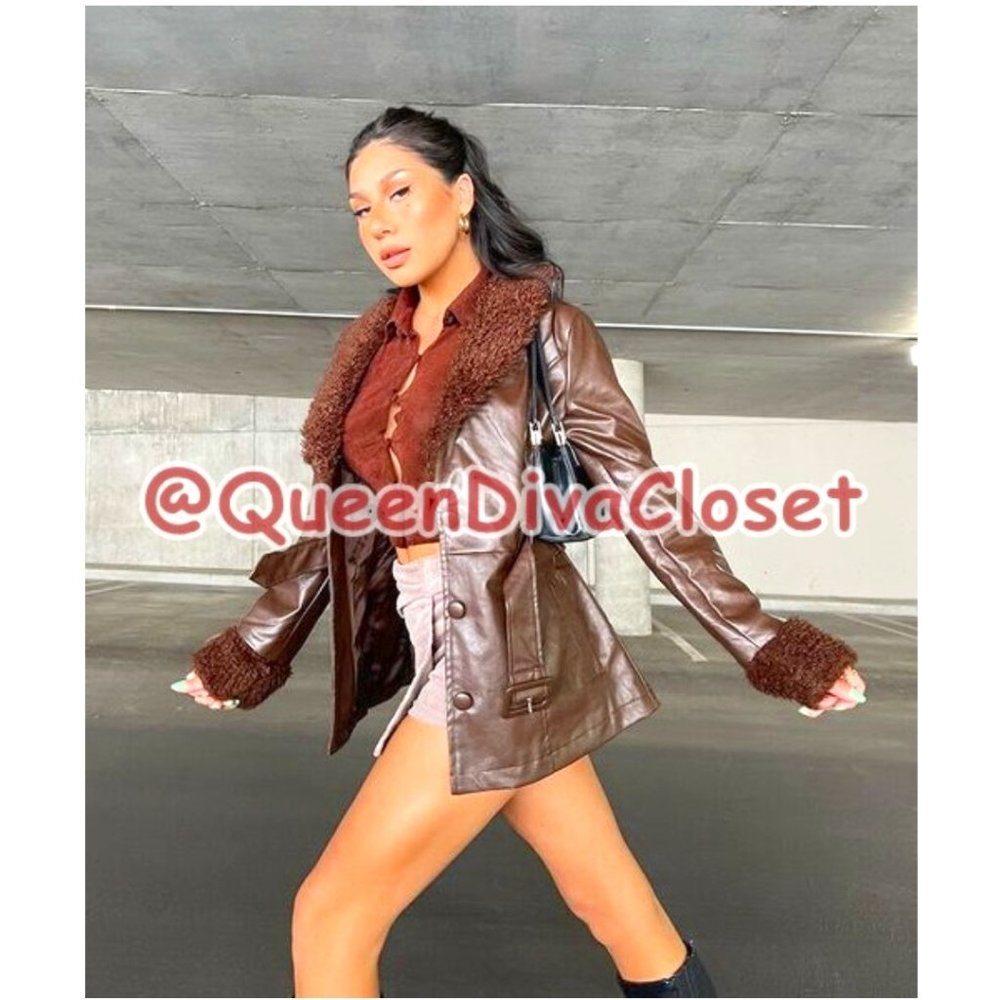 F21 Dark Chocolate Brown Faux Leather Fur Trimmed Belted Retro 90's 70s Jacket L - Picture 3 of 9